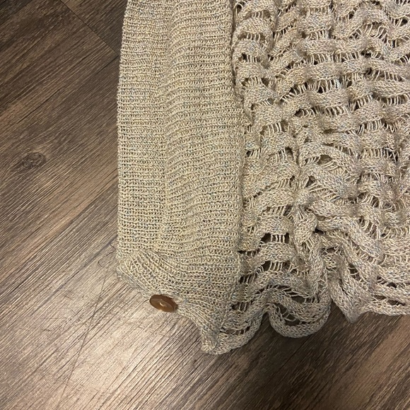 Anthropologie sparrow Brizo poncho gold - Picture 3 of 4